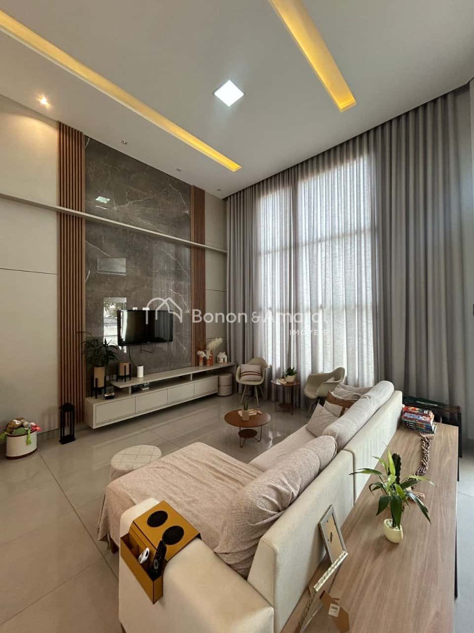 Casa em Condomínio à Venda - Parque Brasil 500, Paulínia/ SP — foto principal