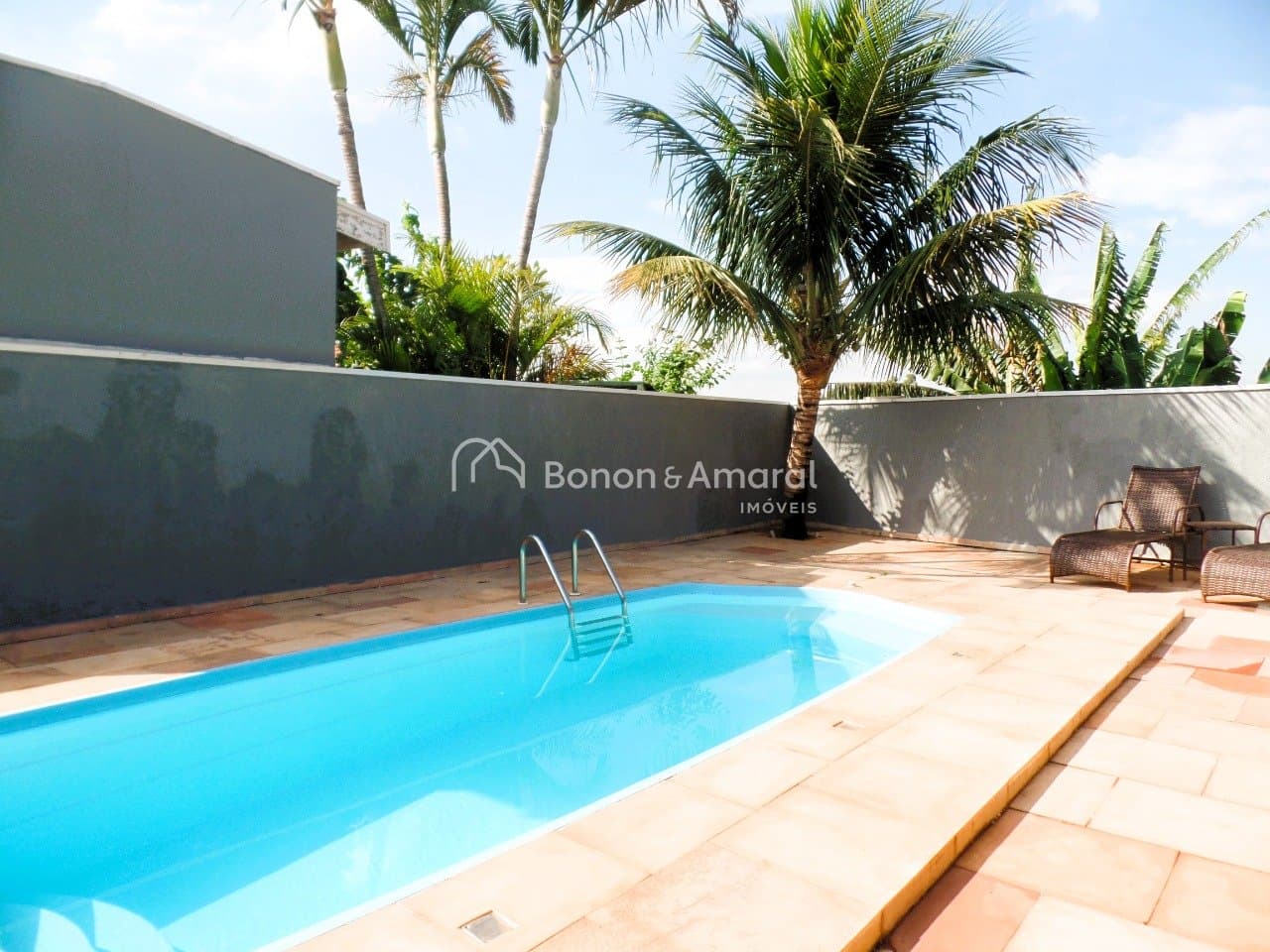 Casa em Condomínio à Venda - Loteamento Caminhos de São Conrado (Sousas) em Campinas / SP